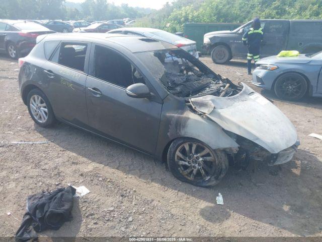  Salvage Mazda Mazda3