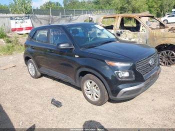  Salvage Hyundai VENUE