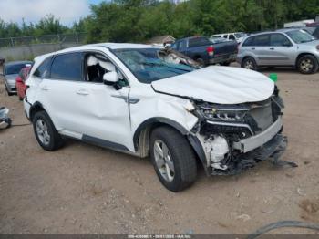  Salvage Kia Sorento