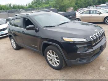  Salvage Jeep Cherokee