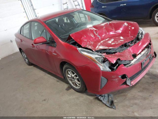 Salvage Toyota Prius