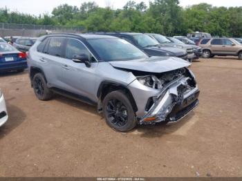  Salvage Toyota RAV4