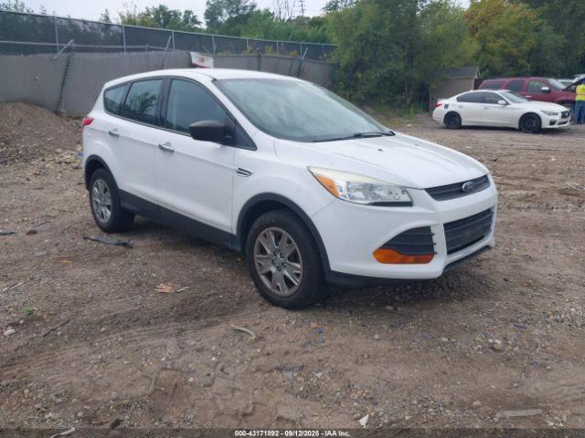  Salvage Ford Escape