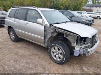  Salvage Toyota Highlander
