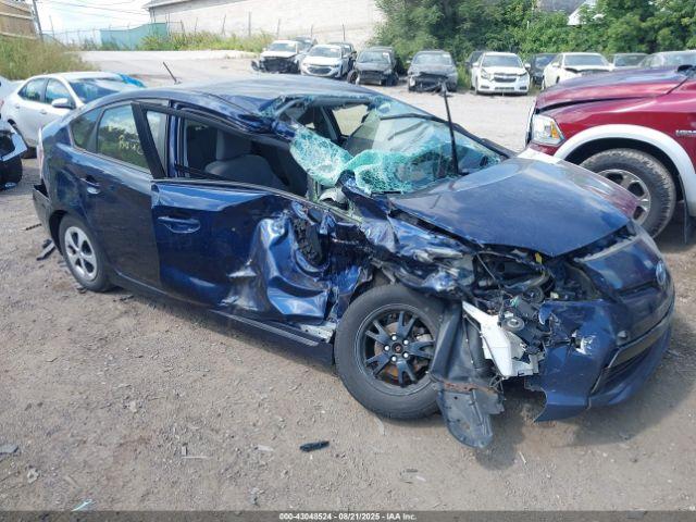  Salvage Toyota Prius