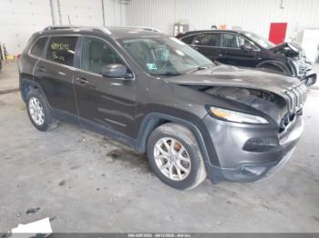  Salvage Jeep Cherokee