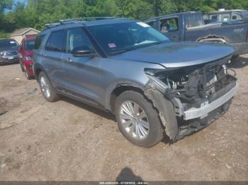  Salvage Ford Explorer