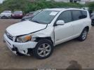 Toyota RAV4 Limited V6 Image 9
