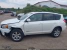 Toyota RAV4 Limited V6 Image 10