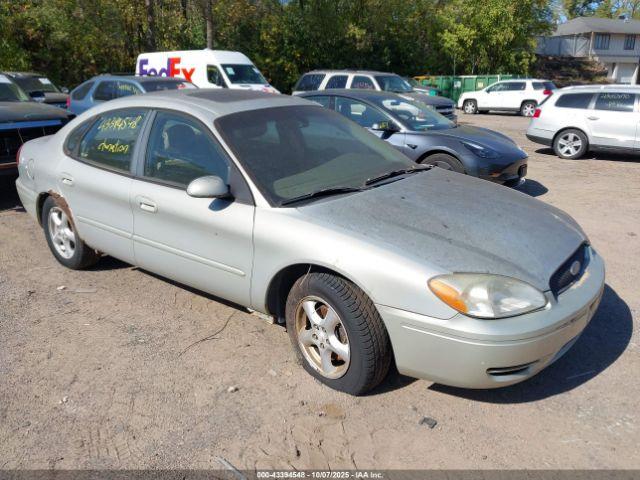  Salvage Ford Taurus