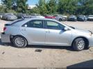 Toyota Camry Le Image 7