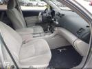 Toyota Highlander Base V6 Image 10