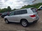 Toyota Highlander Base V6 Image 15