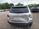 Toyota Highlander Base V6 Image 16