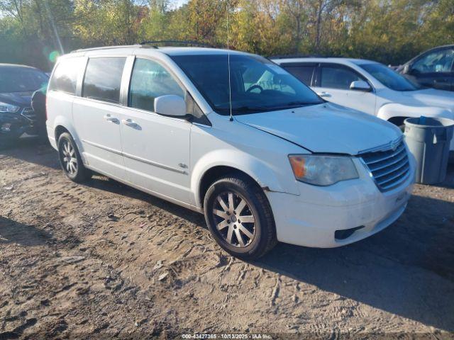 Salvage Chrysler Town & Country