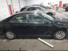 Toyota Camry Le Image 8