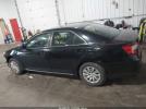 Toyota Camry Le Image 12