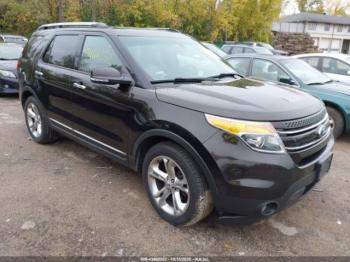  Salvage Ford Explorer