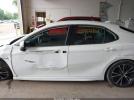 Toyota Camry Se Image 15