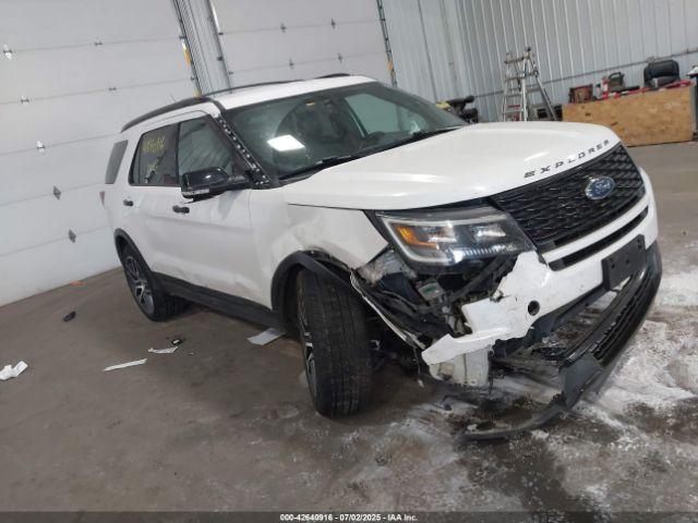  Salvage Ford Explorer
