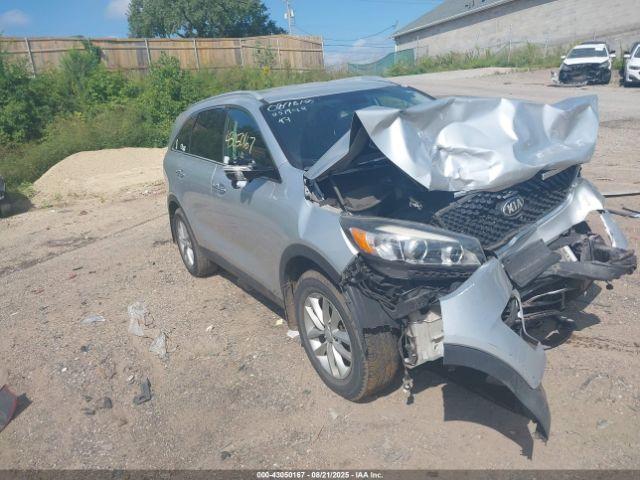  Salvage Kia Sorento