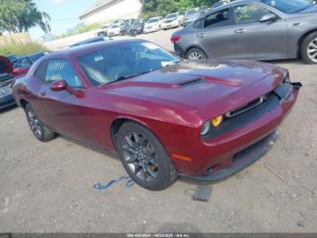  Salvage Dodge Challenger