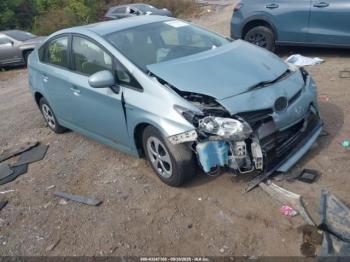  Salvage Toyota Prius