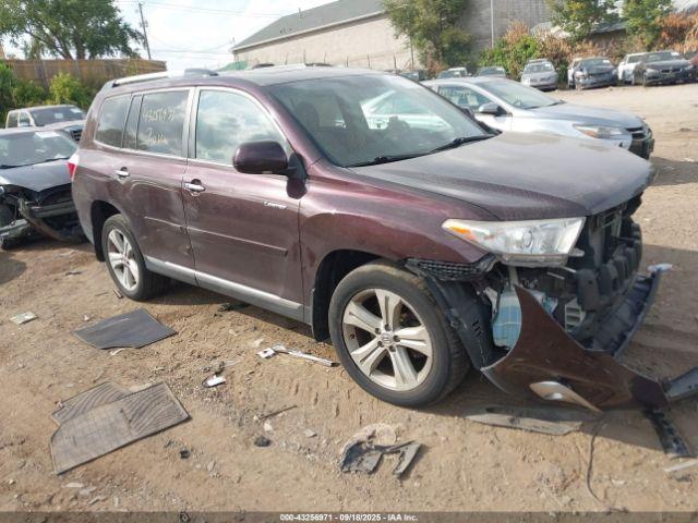  Salvage Toyota Highlander
