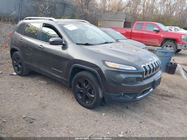  Salvage Jeep Cherokee