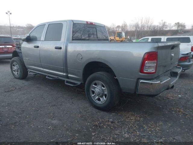 Ram 2500 Tradesman  4x4 6'4 Box Image 16