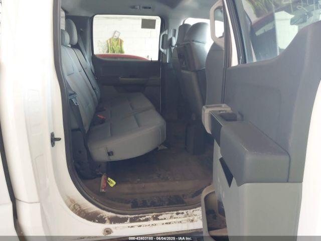 Ford F-150 Xl Image 10