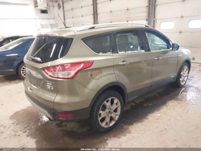 Ford Escape Titanium Image 2