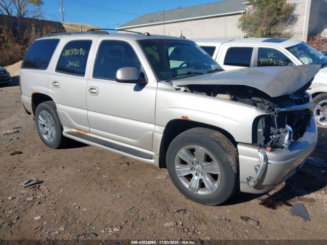  Salvage GMC Yukon