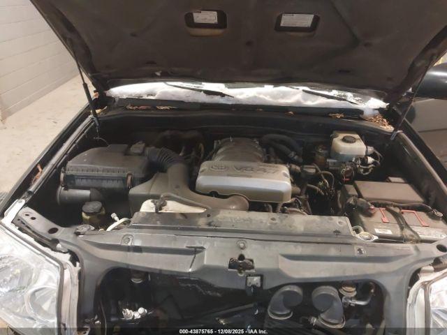 Toyota 4Runner Limited V8 Image 9