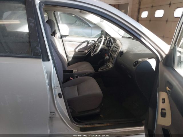 Toyota Matrix Xrs Image 4