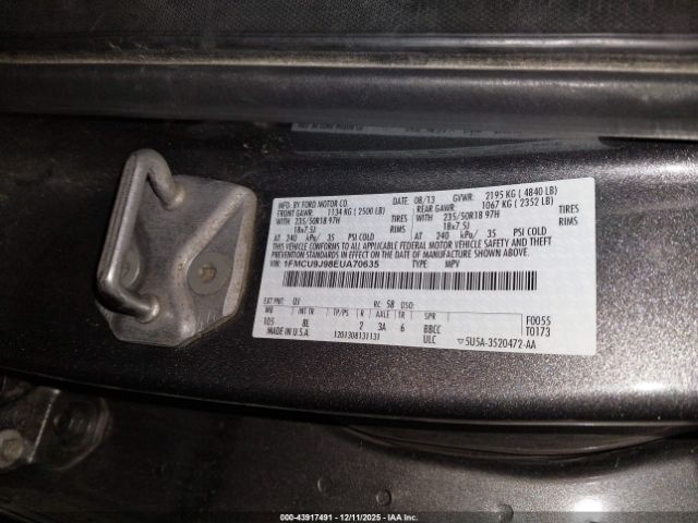 Ford Escape Titanium Image 3