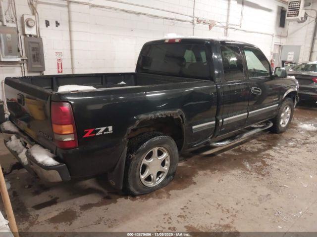 Chevrolet Silverado 1500 Ls Image 4