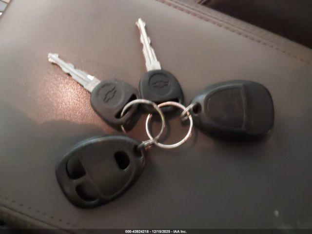 Chevrolet Traverse Ls Image 10