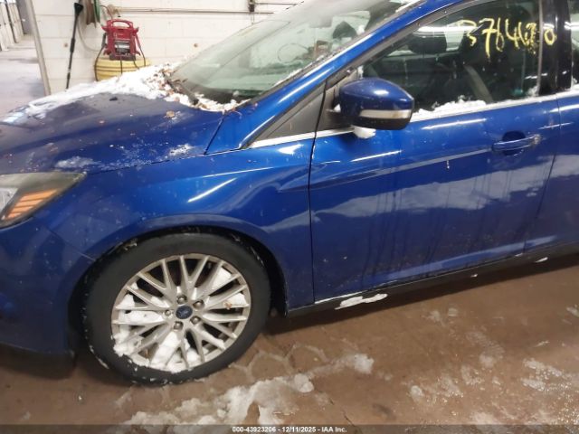 Ford Focus Titanium Image 2