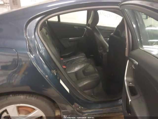 Volvo S60 Image 5