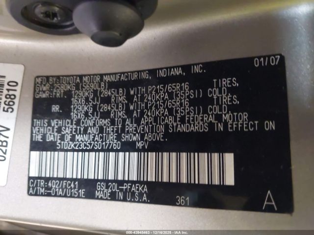 Toyota Sienna Le Image 10