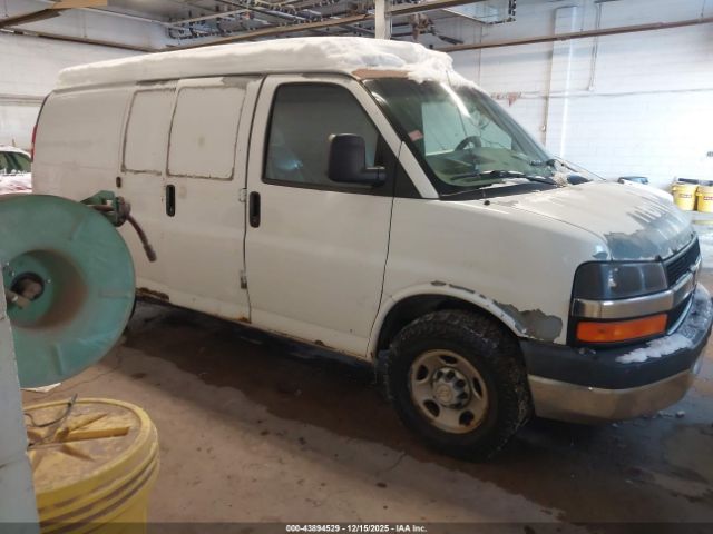 Chevrolet Express Work Van Image 1