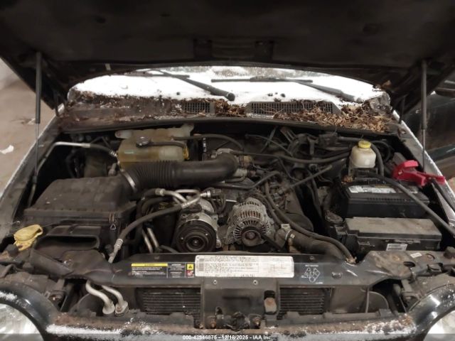 Jeep Liberty Sport Image 8