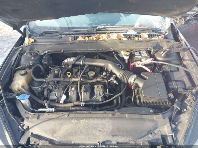 Ford Fusion Titanium Image 6