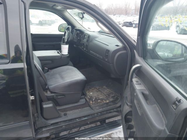 Chevrolet Silverado 1500 Lt Image 4