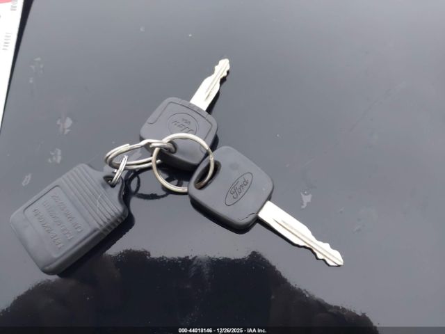 Ford Taurus Se Comfort Image 11