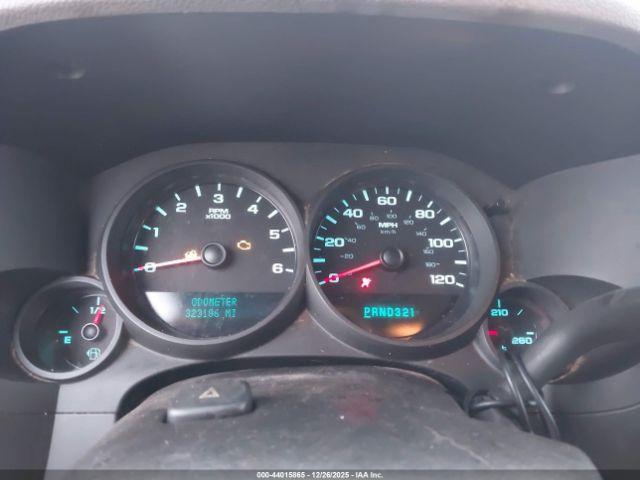 Chevrolet Silverado 1500 Work Truck Image 2