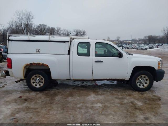 Chevrolet Silverado 1500 Work Truck Image 5