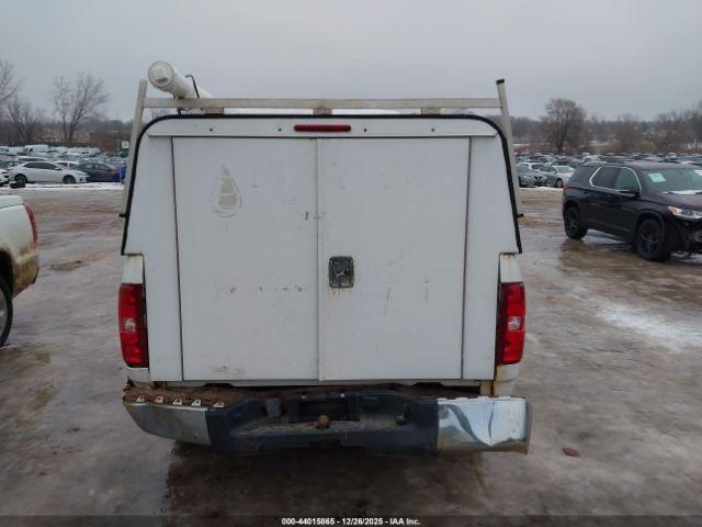 Chevrolet Silverado 1500 Work Truck Image 4