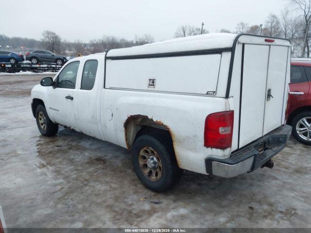Chevrolet Silverado 1500 Work Truck Image 3